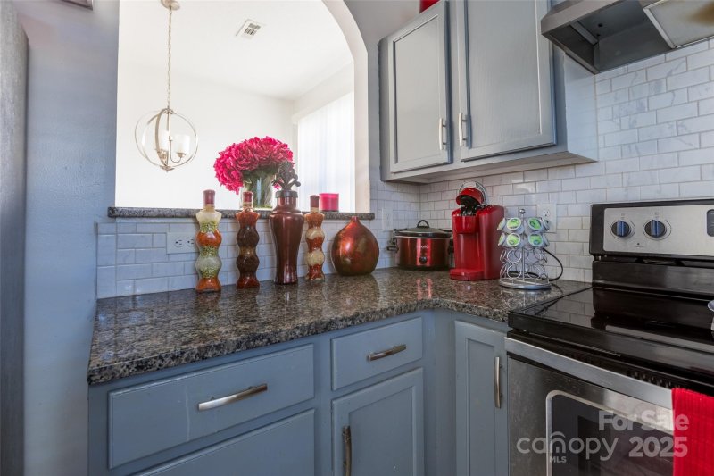 Property image 5 at 6121 Dane Drive, Dallas, NC 28034