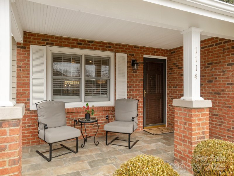 Property image 3 at 1114 Citation Circle, Hendersonville, NC 28739