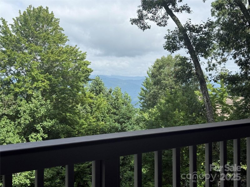 Property image 2 of 10 Stoney Falls Loop in Mountain Air, Burnsville, NC 28714