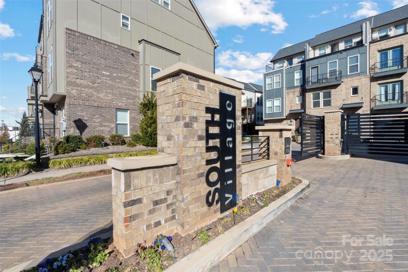 Property image 4 at 2848 Grand Union Way, Charlotte, NC 28209