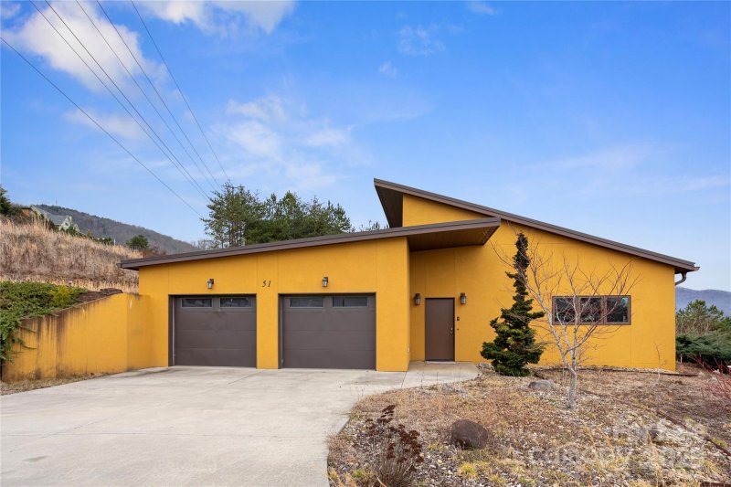 Property image 3 at 51 Climbing Aster Way, Asheville, NC 28806