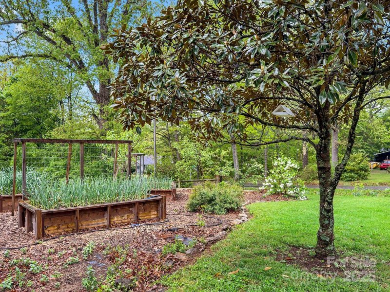 Property image 4 at 318 Stonewall Avenue, Swannanoa, NC 28778