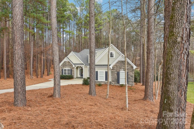 Property image 4 at 117 Cove Pointe, Mount Holly, NC 28120