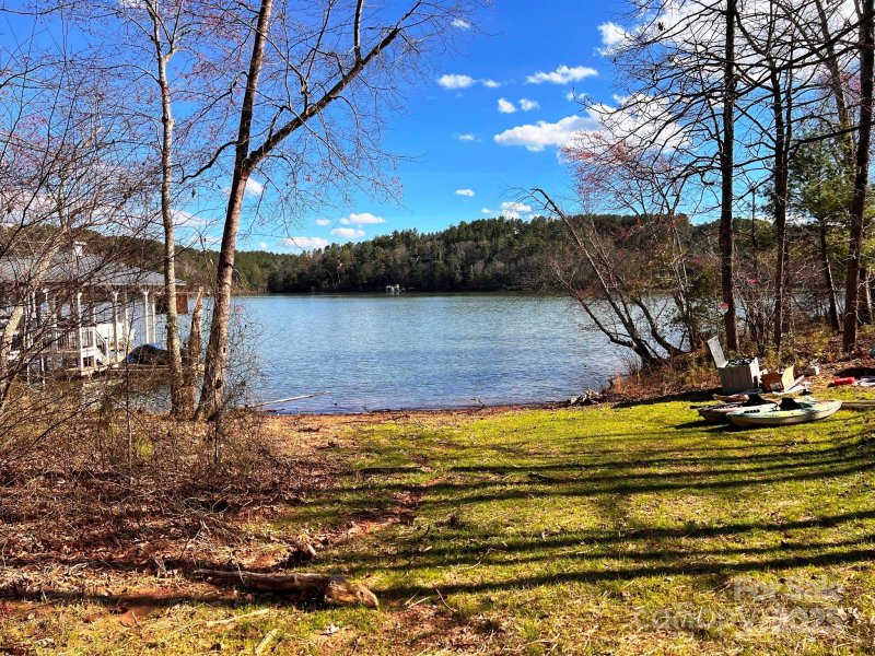 Property image 2 at 1760 Waters Edge Drive, Granite Falls, NC 28630