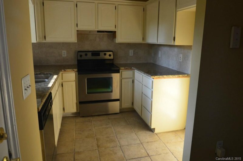 Property image 2 at 1551 Cambridge Heights Place, Concord, NC 28027