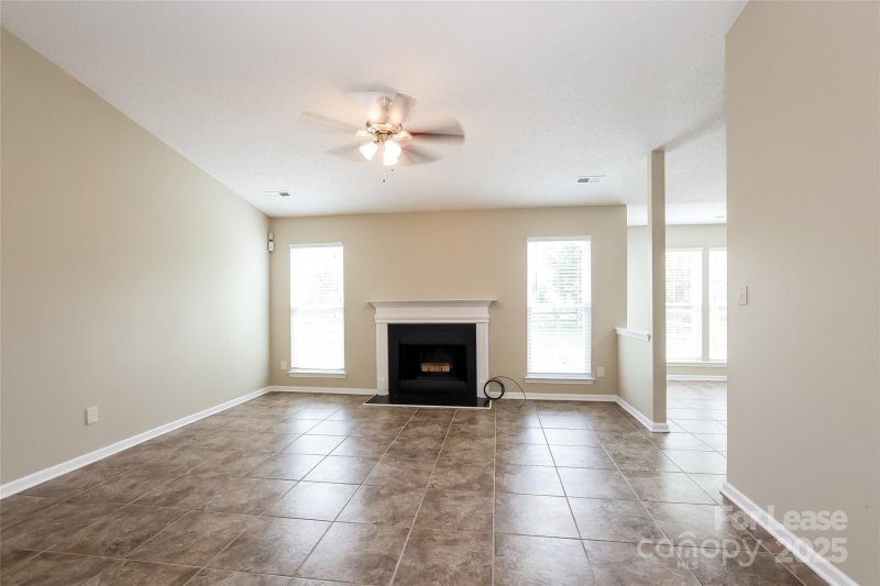 Property image 4 at 13031 Planters Row Drive, Charlotte, NC 28278