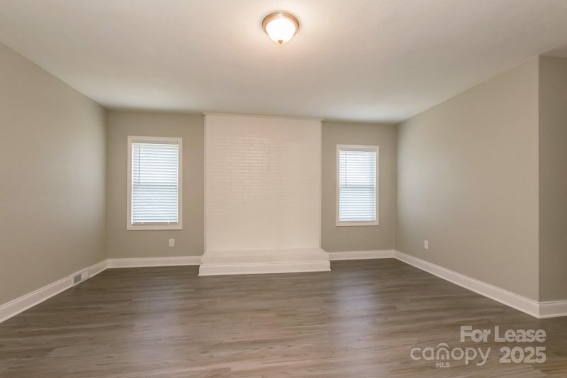 Property image 3 at 740 Pritchard Street, Charlotte, NC 28208