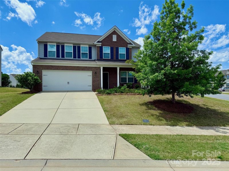 Property image 2 at 121 Mackinac Drive, Mooresville, NC 28117