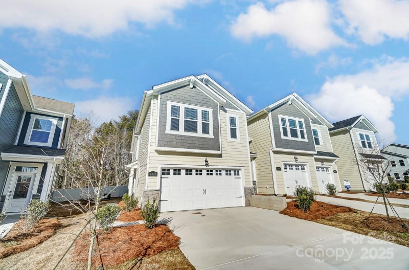 Property image 2 at 260 Laura Elizabeth Lane, Clover, SC 29710