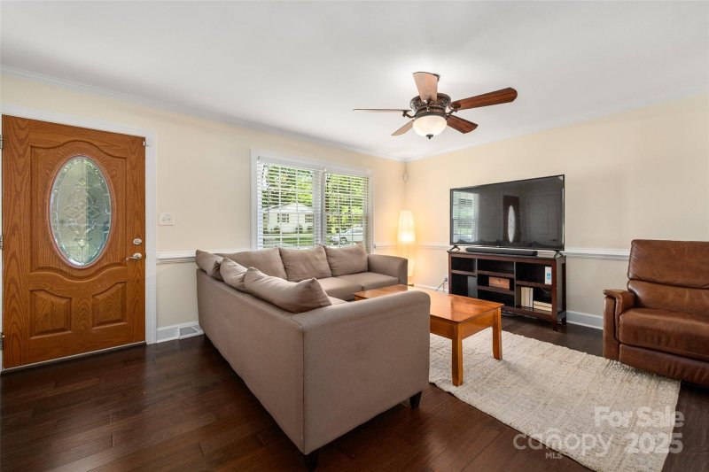 Property image 3 at 3531 Enfield Road, Charlotte, NC 28205