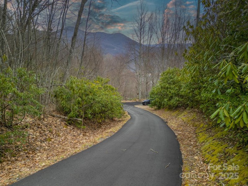 Property image 4 of 43 Blackbird Lane in Mountain Top Development Inc, Maggie Valley, NC 28751