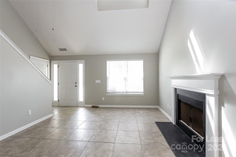 Property image 4 at 10210 Covingtonwood Drive, Charlotte, NC 28214