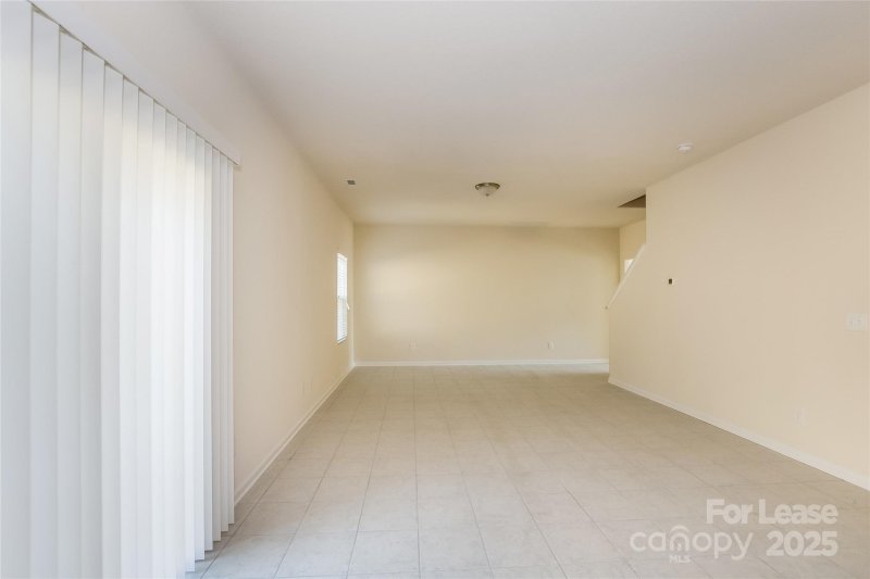 Property image 2 at 2926 Patishall Lane, Charlotte, NC 28214