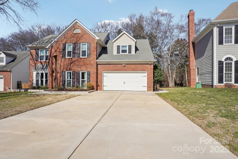 Property image 3 at 8720 Tamarron Drive, Charlotte, NC 28277