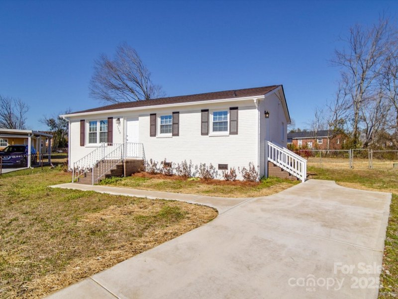 Property image 2 at 1740 Aaron Avenue, Rock Hill, SC 29730