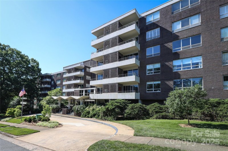 Property image 2 at 1300 Reece Road, Charlotte, NC 28209