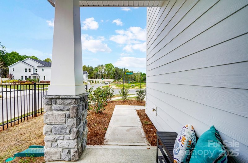 Property image 4 of 604 Cassidy Court in Arbor Chase, Clover, SC 29710