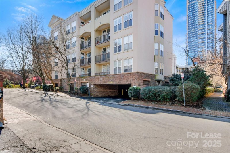 Property image 5 at 405 W 7th Street, Charlotte, NC 28202