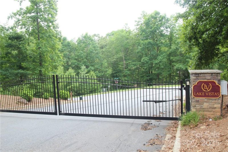 Property image 5 of 2080 Inlet Shore Road in Island Pointe at Lake Vistas, Connelly Springs, NC 28612