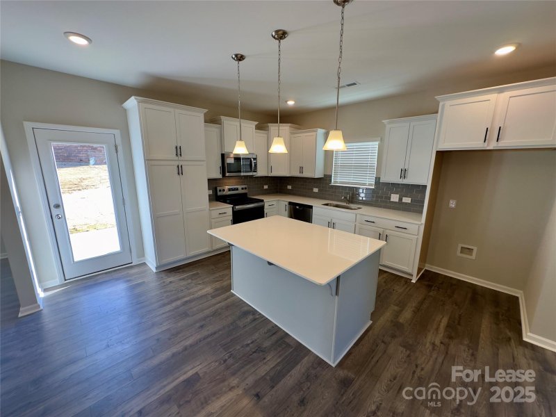 Property image 4 at 102 Carmine Court, Troutman, NC 28166