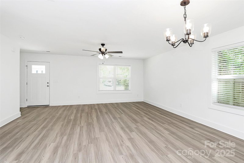 Property image 5 at 204 N Yadkin Avenue, Spencer, NC 28150