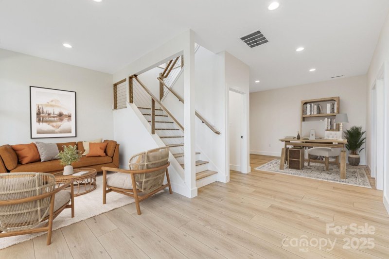 Property image 3 of 244 Westridge Farm Road in Olivette, Asheville, NC 28804