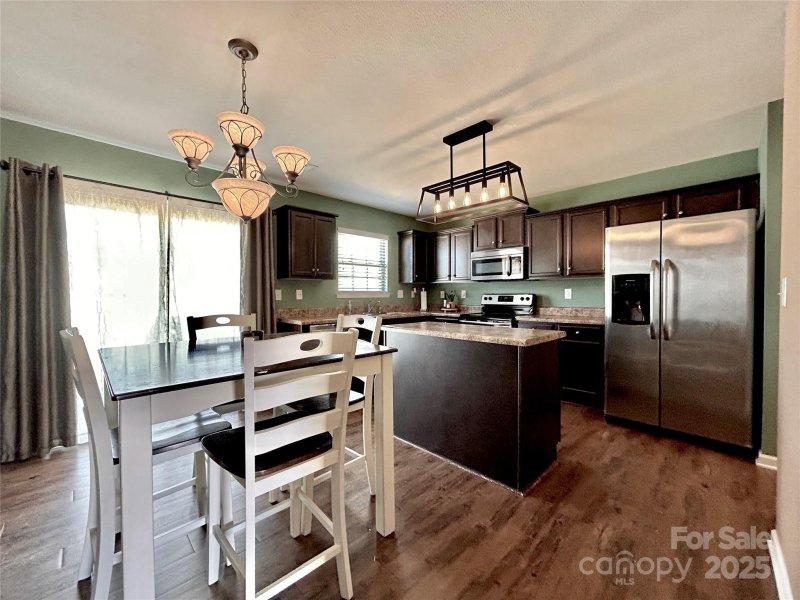 Property image 4 at 3028 Apple Orchard Place, Dallas, NC 28034