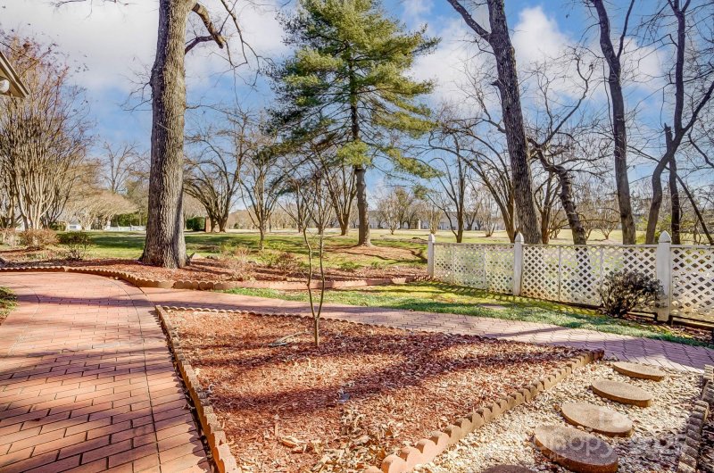 Property image 4 at 2811 Ashley Arbor Drive, Fort Mill, SC 29715