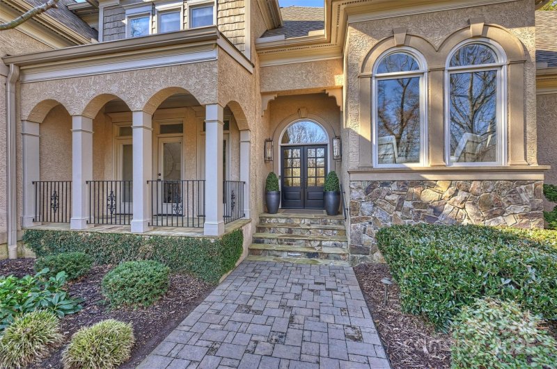 Property image 2 at 4004 Blossom Hill Drive, Matthews, NC 28104