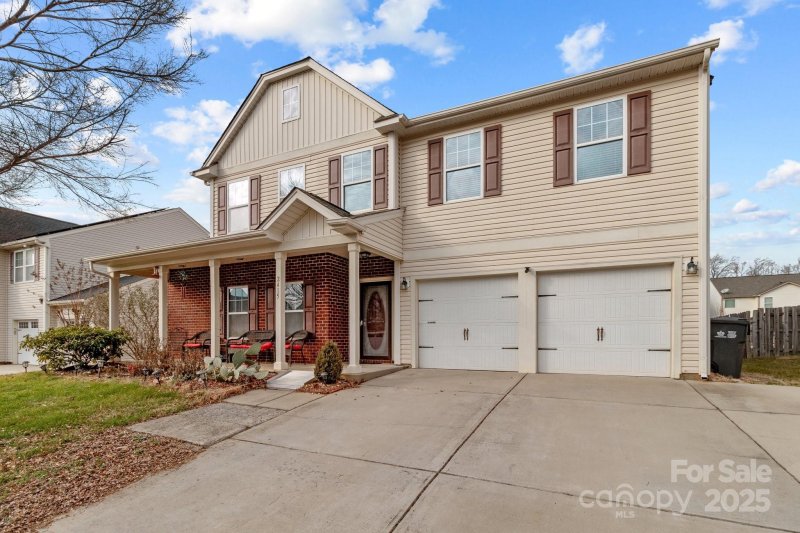 Property image 2 at 2415 Impatien Drive, Charlotte, NC 28215