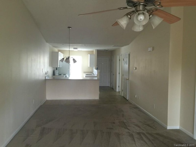 Property image 3 at 2009 Pin Oak Place, Cramerton, NC 28032