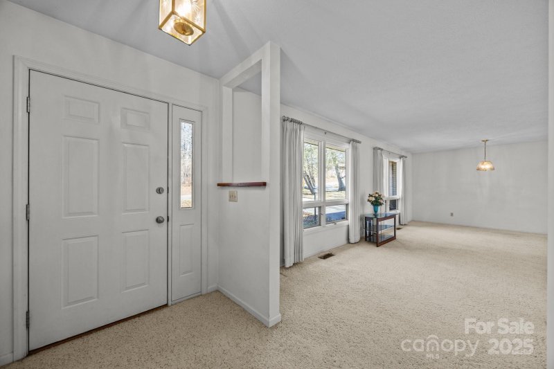 Property image 4 at 4 Dunleer Lane, Hendersonville, NC 28791