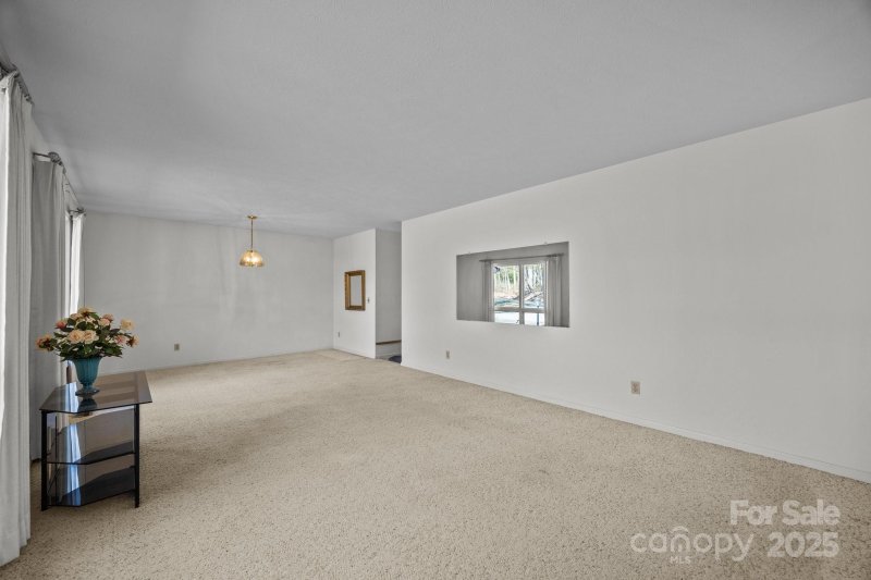 Property image 5 at 4 Dunleer Lane, Hendersonville, NC 28791