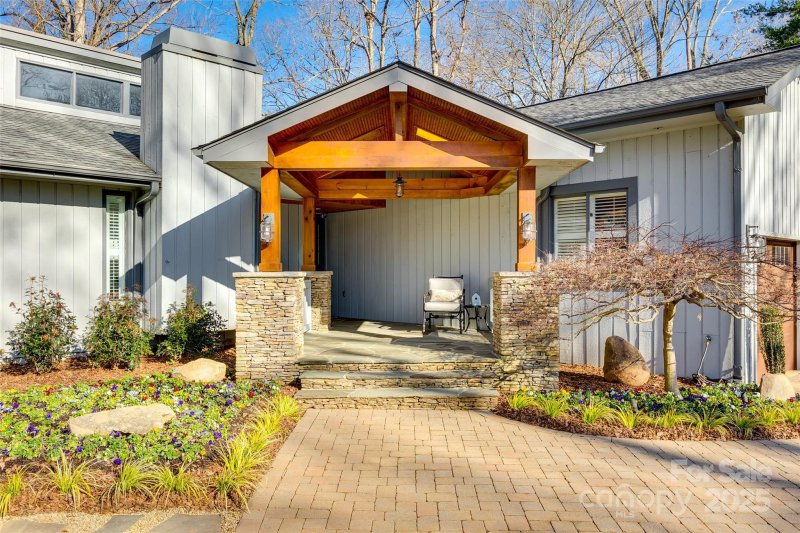 Property image 3 at 10 Catawba Ridge Court, Clover, SC 29710