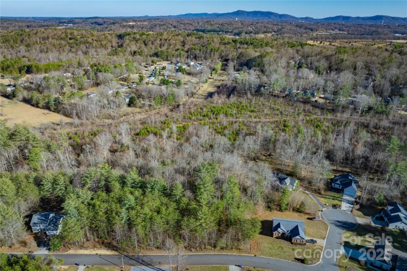 Property image 2 at 302 Winding Creek Road, Morganton, NC 28655