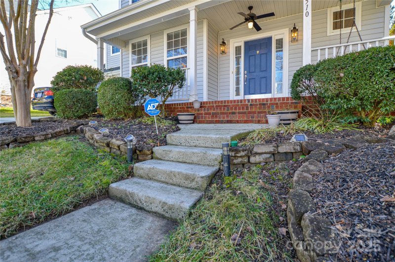 Property image 4 at 2510 Oakboro Lane, Charlotte, NC 28214