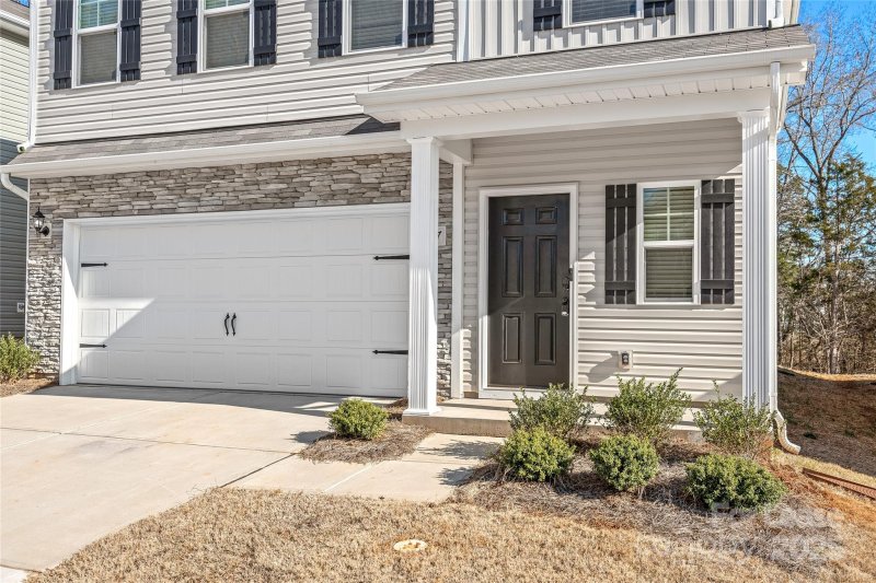 Property image 4 at 7017 Stoney Wood Lane, Charlotte, NC 28215