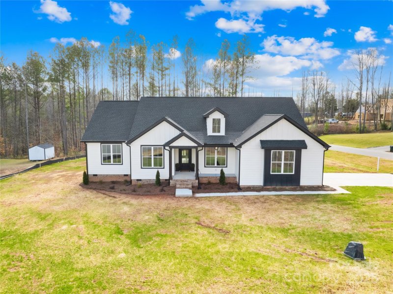 Property image 3 at 4011 Brandy Creek Court, Clover, SC 29710