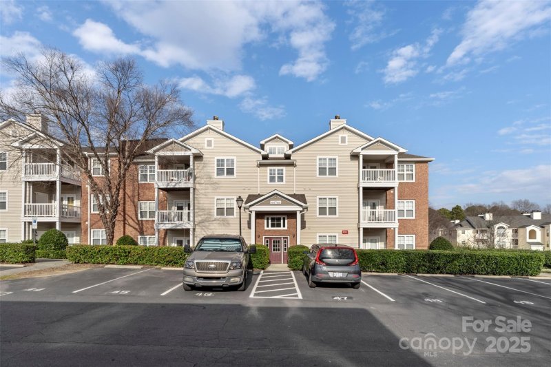 Property image 2 at 10628 Hill Point Court, Charlotte, NC 28262