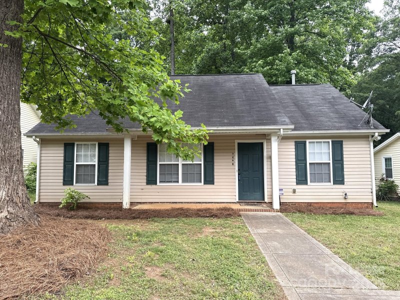 6523 Rockwell Boulevard