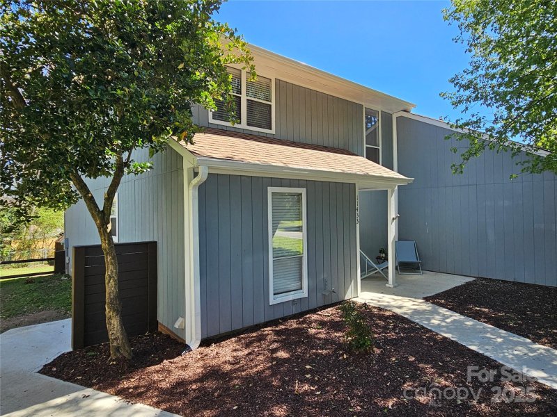 Property image 3 at 11433 Kingfisher Drive, Charlotte, NC 28226