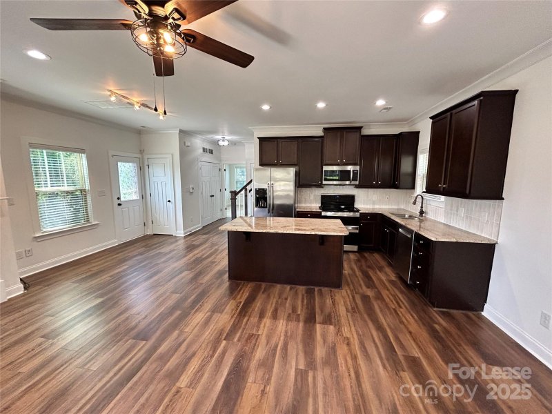 Property image 3 at 2601 Eight Iron Drive, Denver, NC 28037