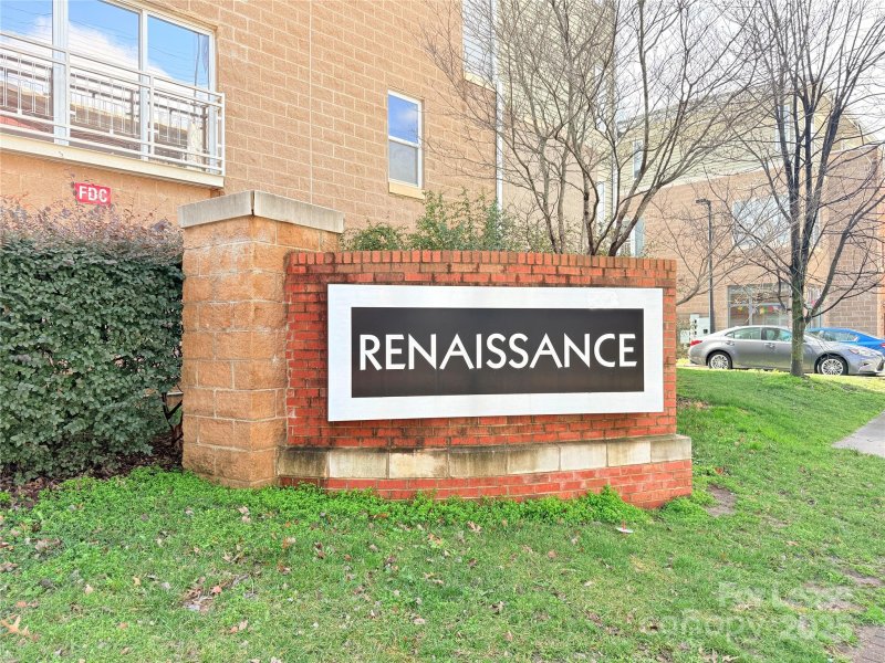 Property image 2 at 617 Raphael Place, Charlotte, NC 28205