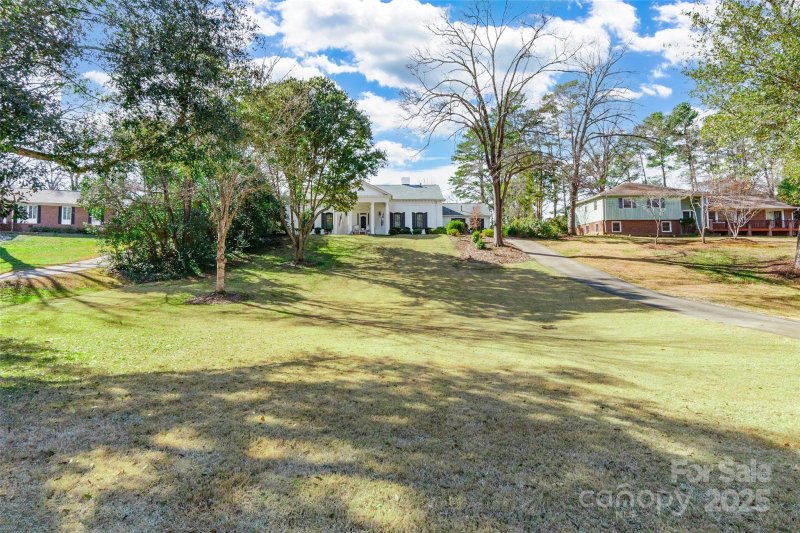 1139 Hermitage Road