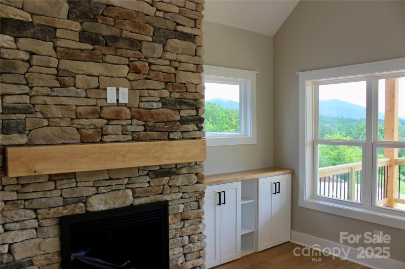 Property image 3 at 122 Chepstow Place, Black Mountain, NC 28711