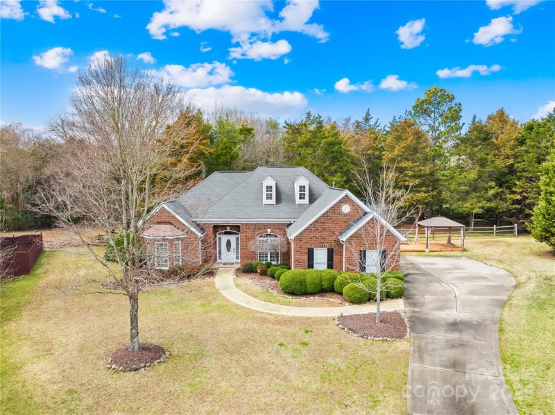 Property image 2 at 13501 Misty Dew Court, Charlotte, NC 28273