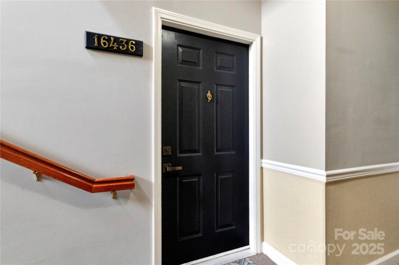 Property image 4 at 16436 Redstone Mountain Lane, Charlotte, NC 28277