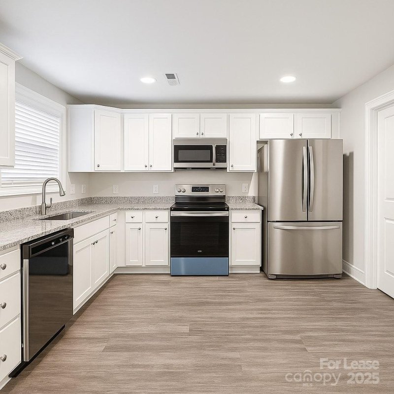 Property image 3 at 3024 Seymour Drive, Charlotte, NC 28208