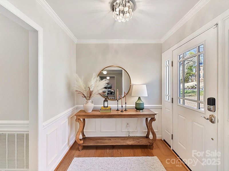 Property image 4 at 2410 Hopecrest Drive, Charlotte, NC 28210