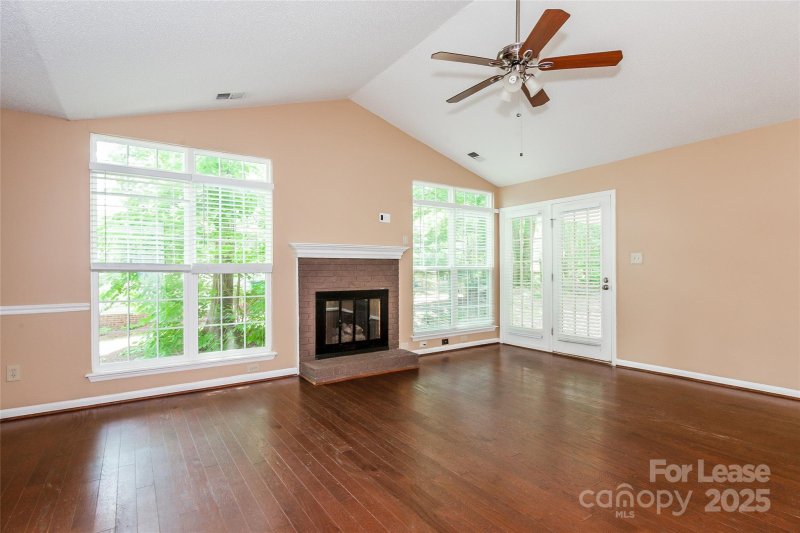 Property image 3 at 10607 Spruce Mountain Road, Charlotte, NC 28214